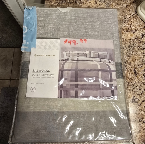 King Size Duvet Cover Set - Picture 3 of 4